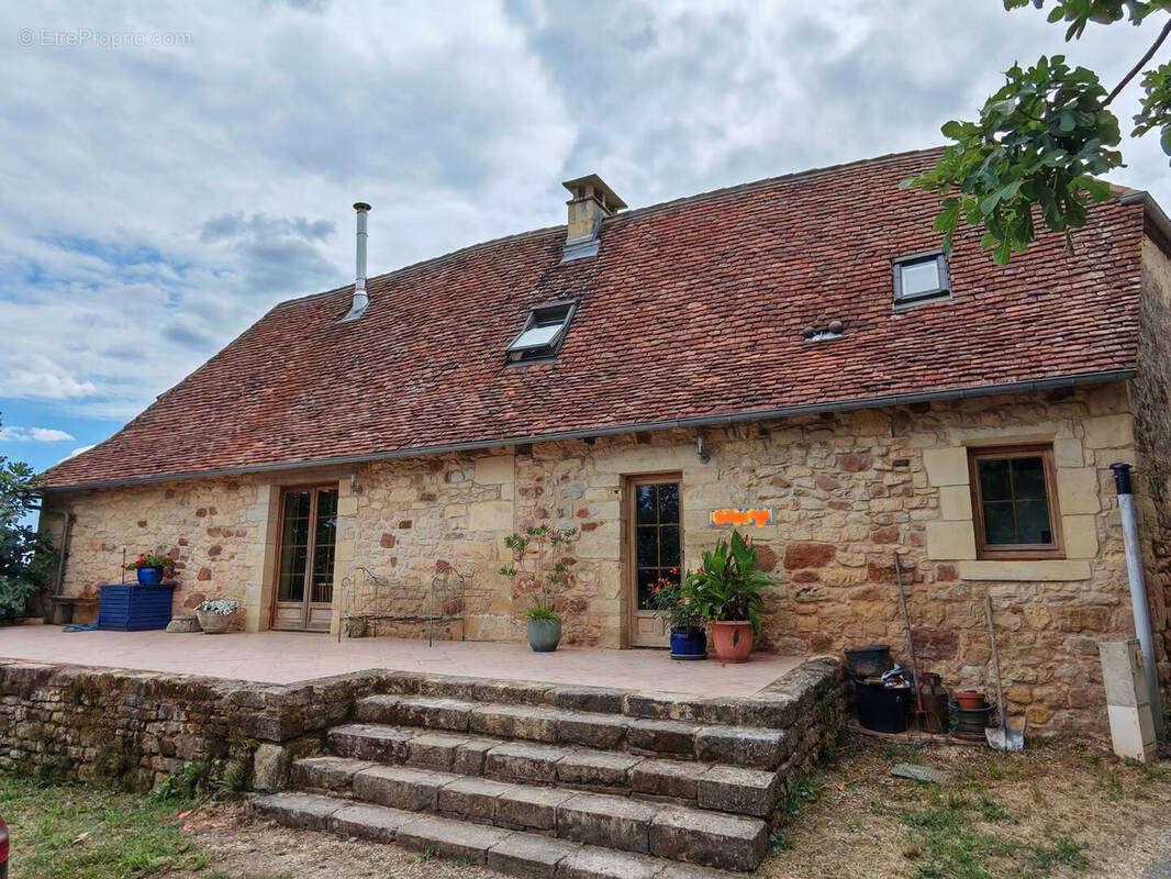 IMG20250805144718 - Maison à HAUTEFORT