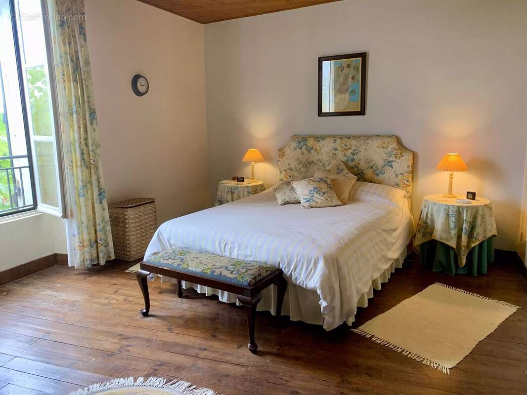 Maison à SALLES-DE-BELVES