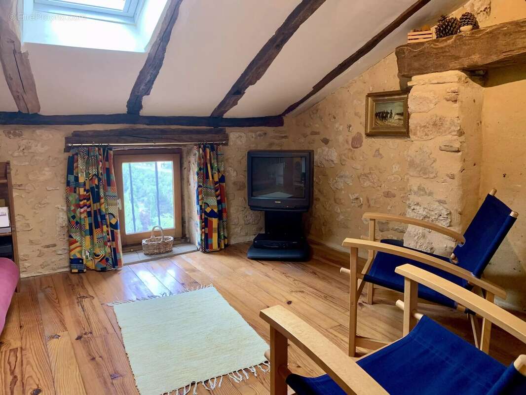 Maison à SALLES-DE-BELVES