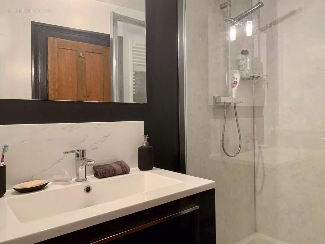 Maison à SALLES-DE-BELVES