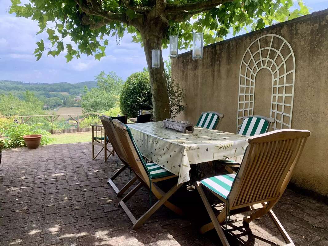 Maison à SALLES-DE-BELVES