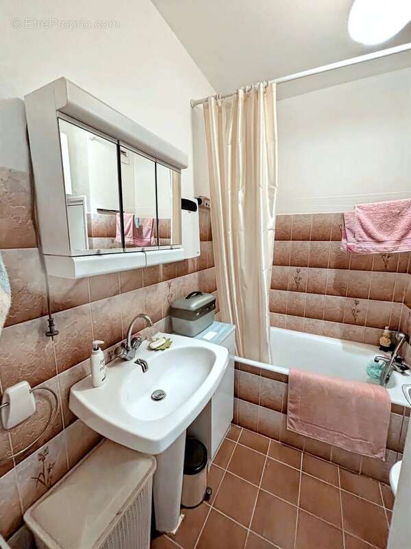 Appartement à CAMIERS