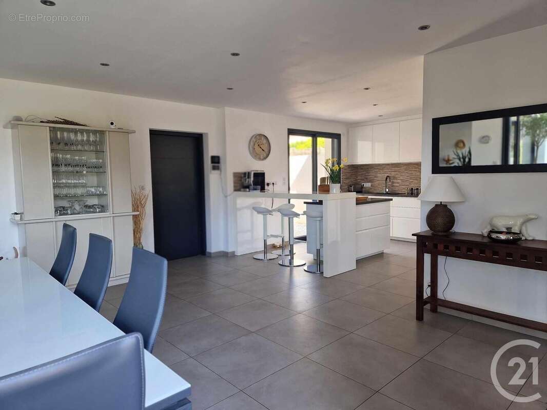 Maison à PREFAILLES