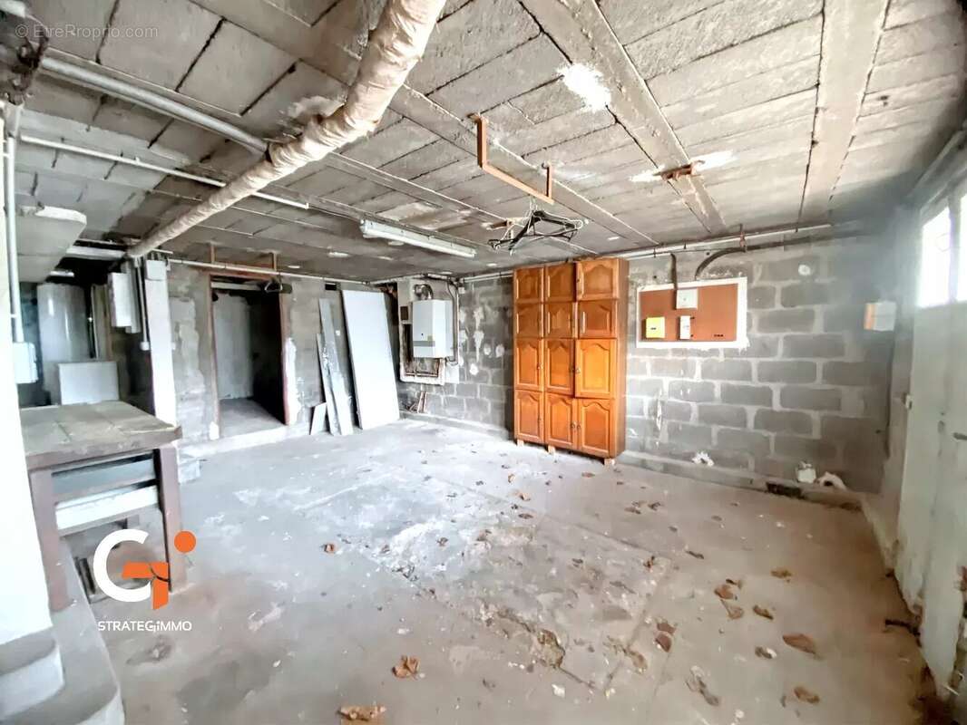 Maison à SAINT-ETIENNE-DU-ROUVRAY