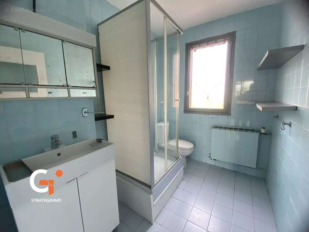 Maison à SAINT-ETIENNE-DU-ROUVRAY