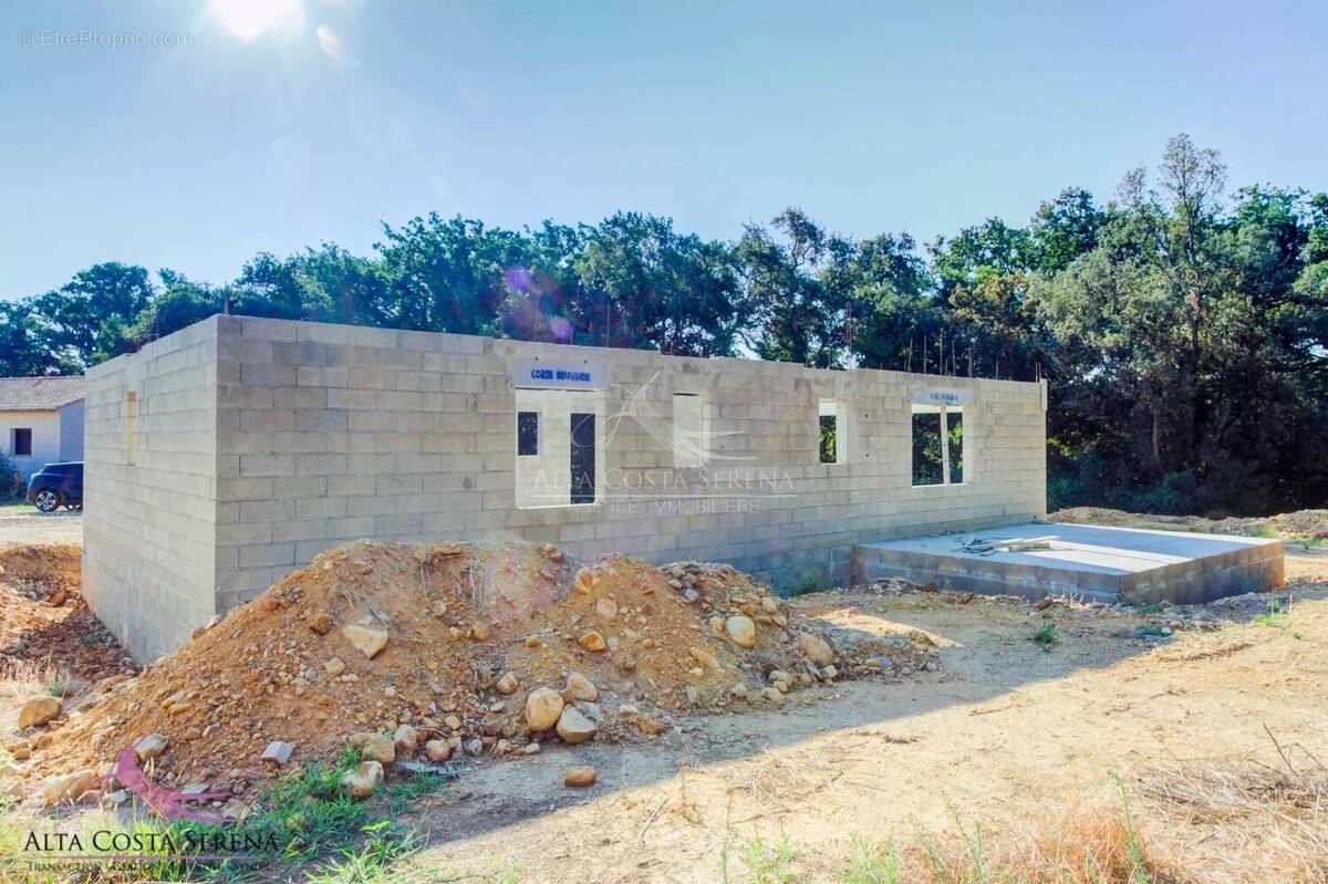 Maison à PRUNELLI-DI-FIUMORBO