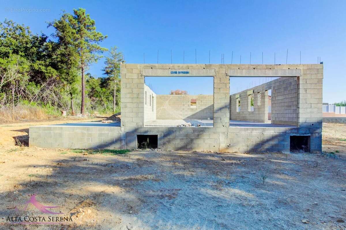 Maison à PRUNELLI-DI-FIUMORBO