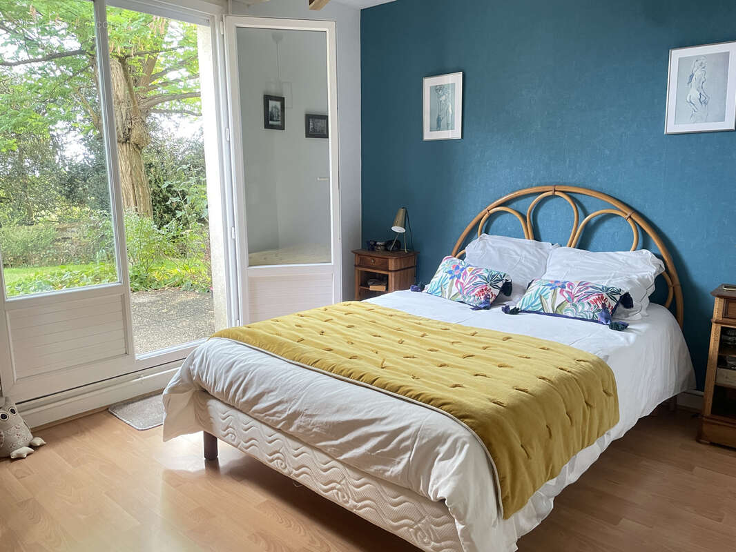 Appartement à LES PONTS-DE-CE