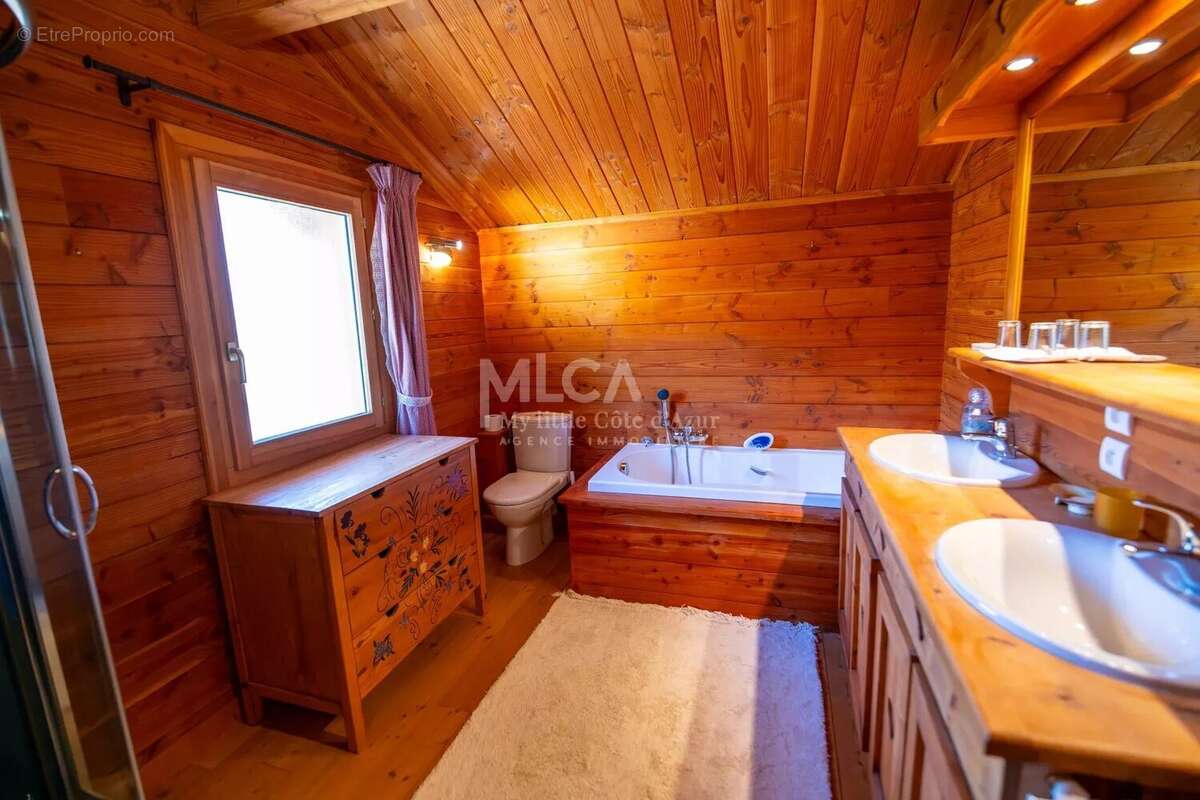 Maison à SAINT-ETIENNE-DE-TINEE