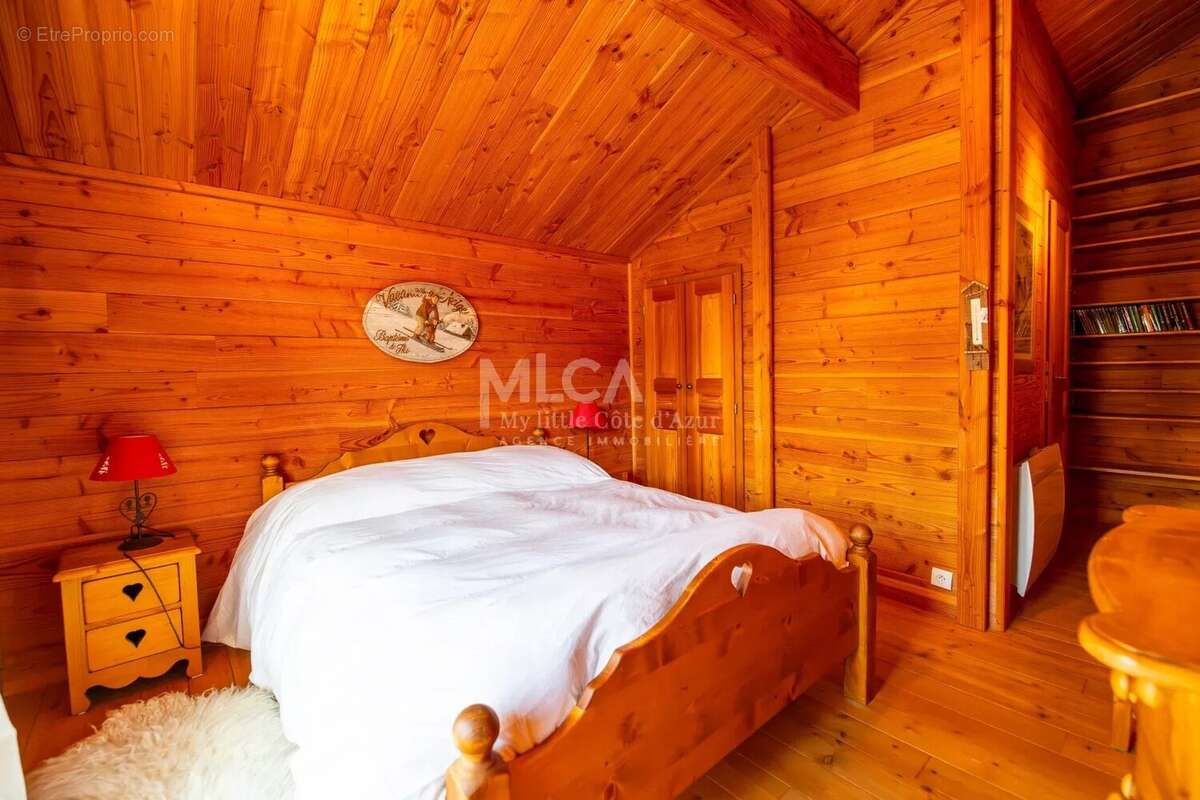 Maison à SAINT-ETIENNE-DE-TINEE