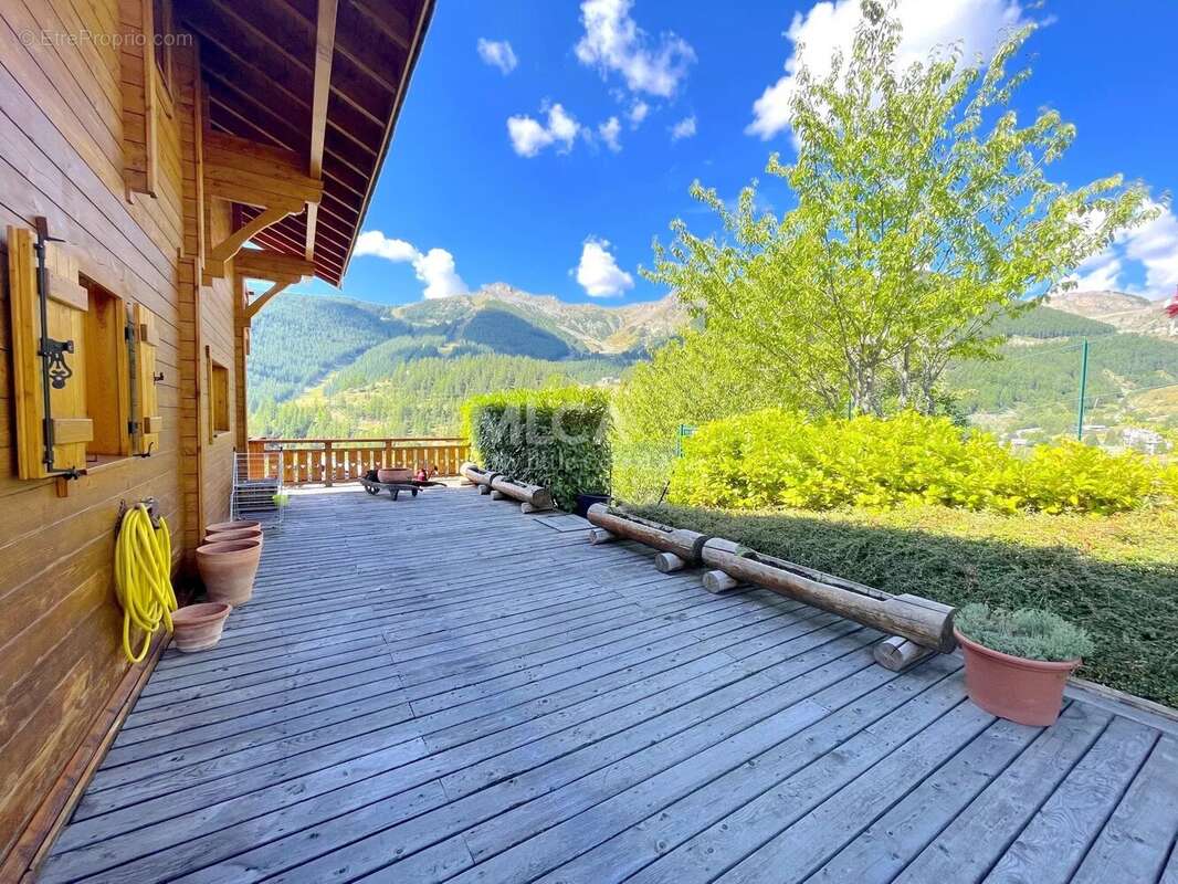 Maison à SAINT-ETIENNE-DE-TINEE