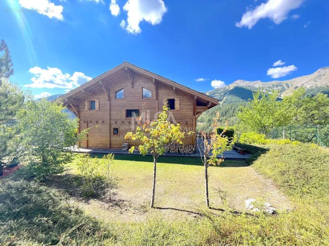 Maison à SAINT-ETIENNE-DE-TINEE