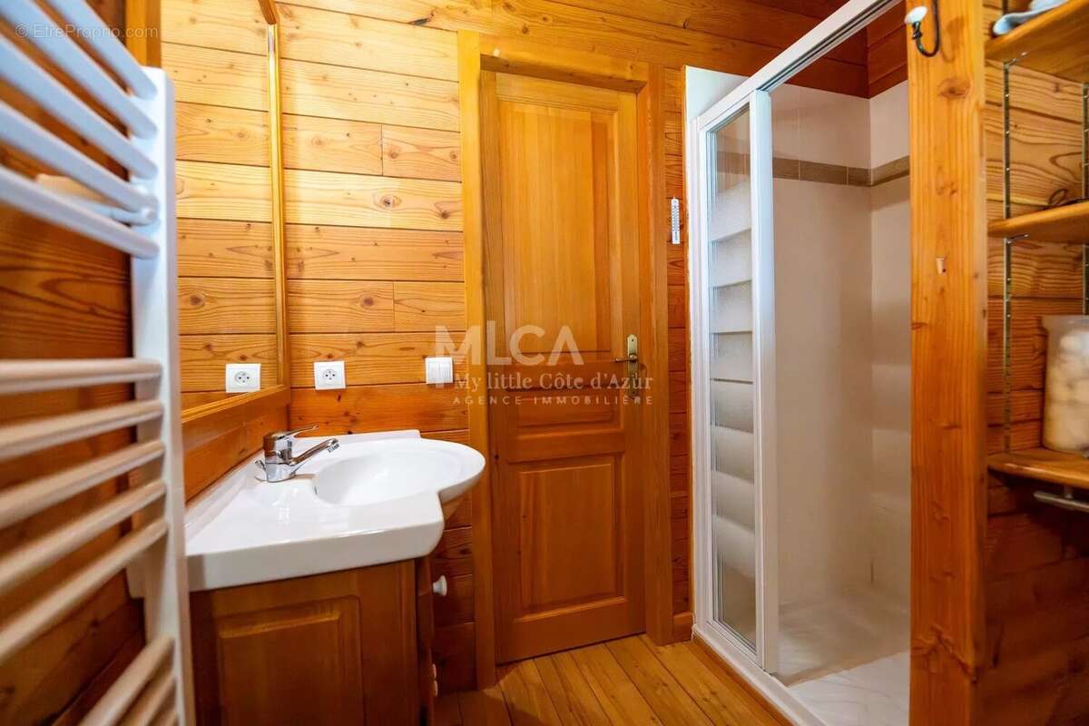 Maison à SAINT-ETIENNE-DE-TINEE