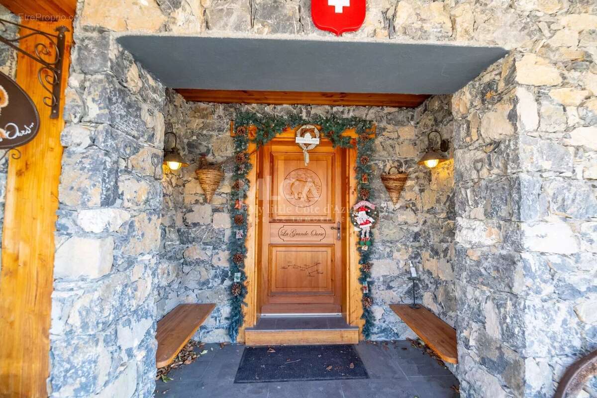 Maison à SAINT-ETIENNE-DE-TINEE