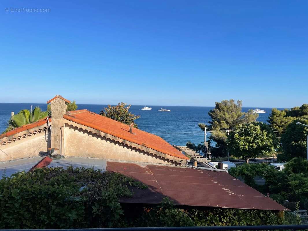 Appartement à EZE
