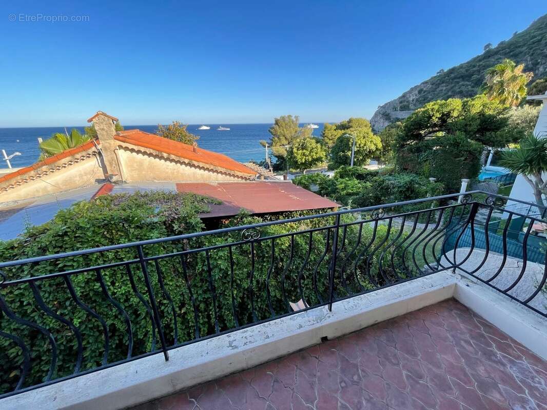 Appartement à EZE