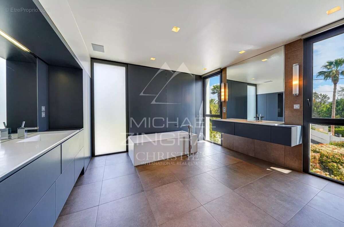 Maison à MARSEILLE-8E