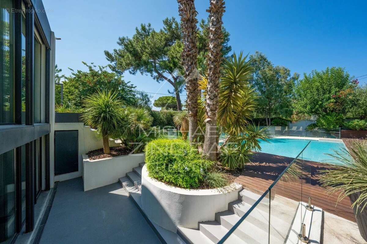 Maison à MARSEILLE-8E