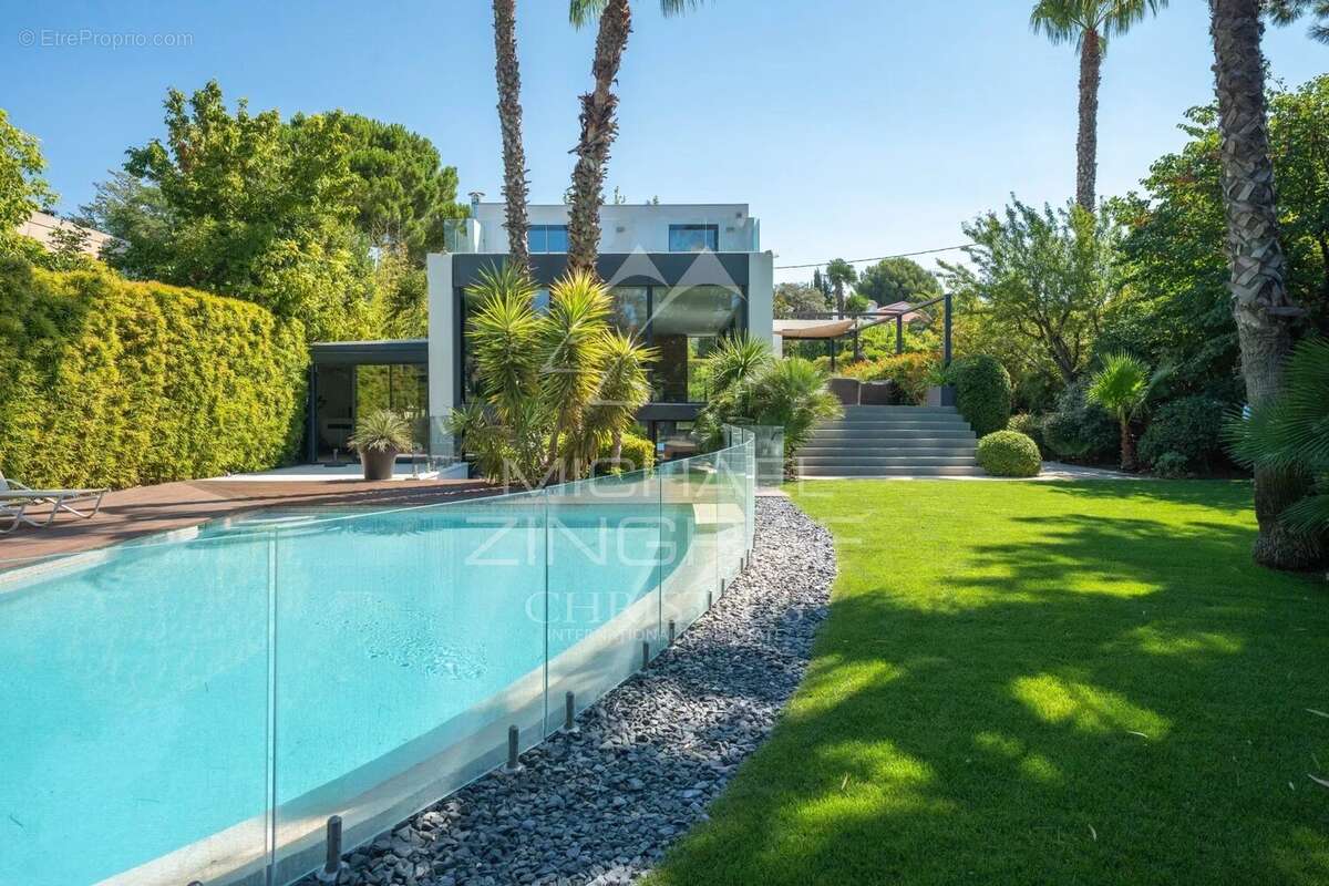 Maison à MARSEILLE-8E