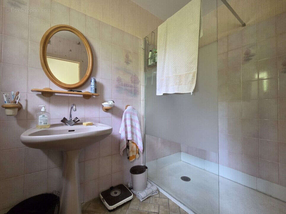 Maison à BAINS-SUR-OUST