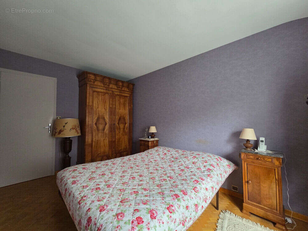 Maison à BAINS-SUR-OUST