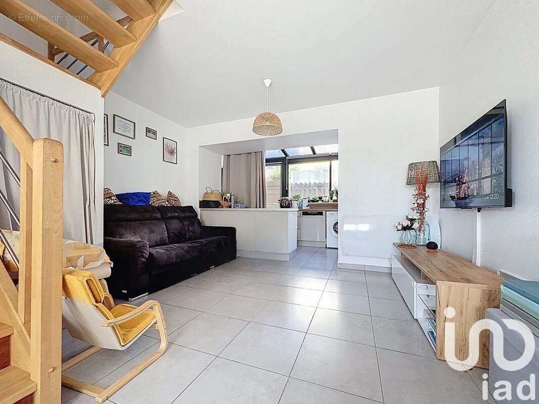 Photo 2 - Maison à VILLIERS-SUR-ORGE