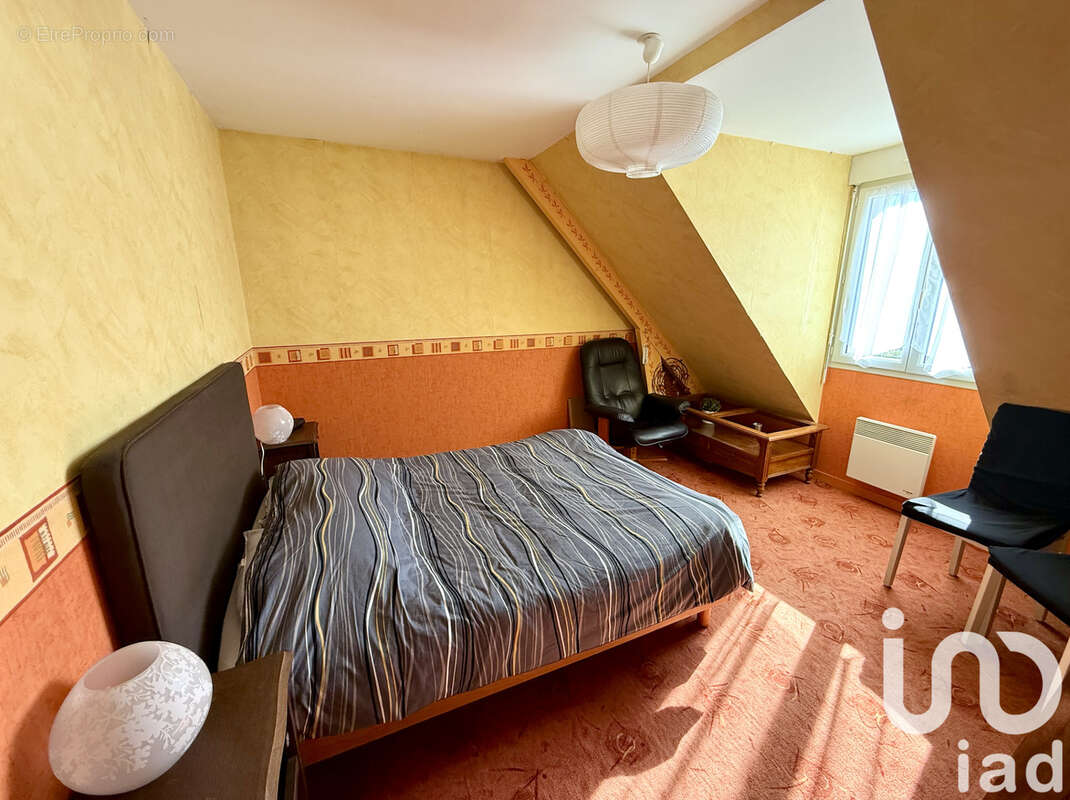 Photo 8 - Maison à MENIL