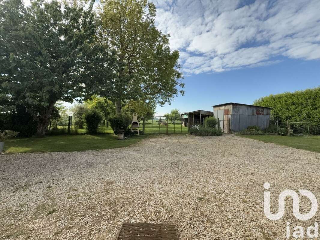 Photo 3 - Maison à VILLEBOUGIS