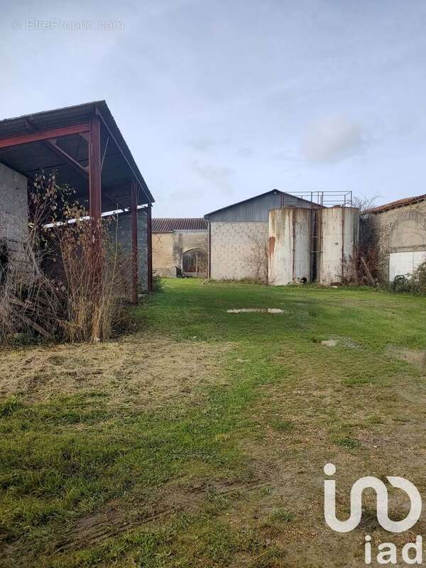 Photo 2 - Maison à MATHA