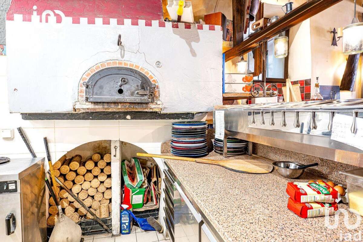 Photo 5 - Commerce à TALLARD