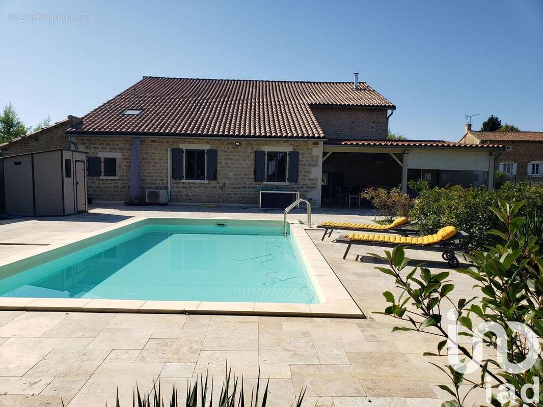 Photo 2 - Maison à NANTEUIL-EN-VALLEE