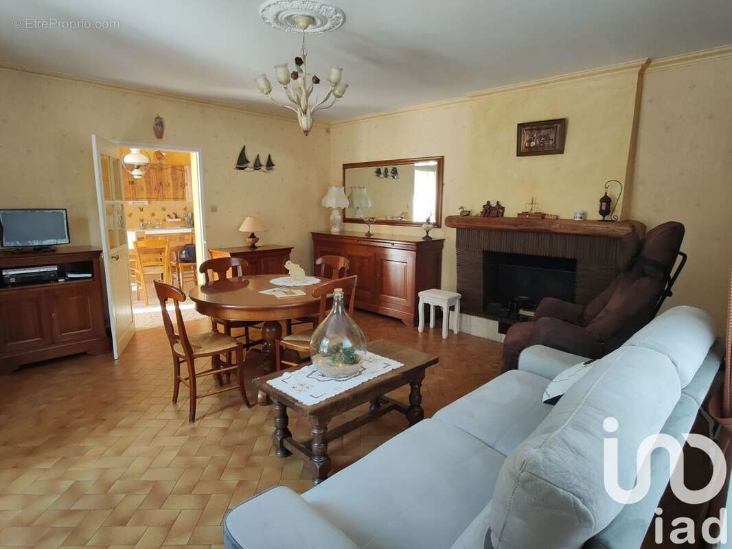 Photo 5 - Maison à SAINT-SAUVEUR