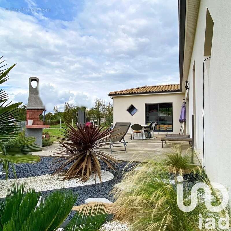 Photo 2 - Maison à GALGON