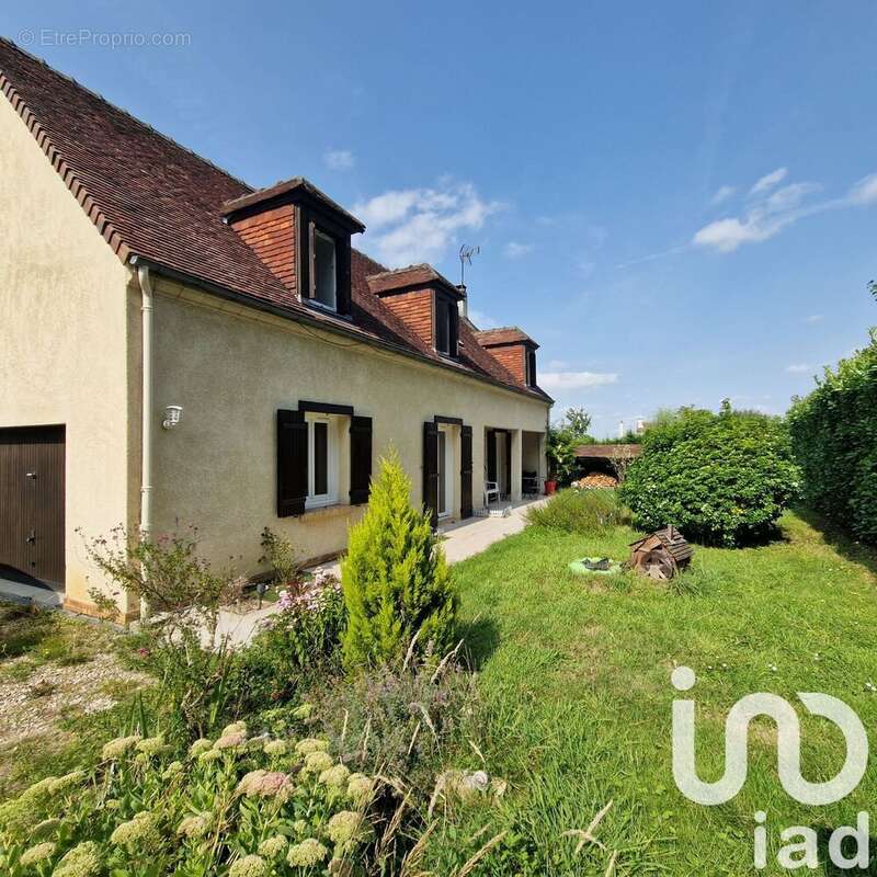 Photo 2 - Maison à MARINES