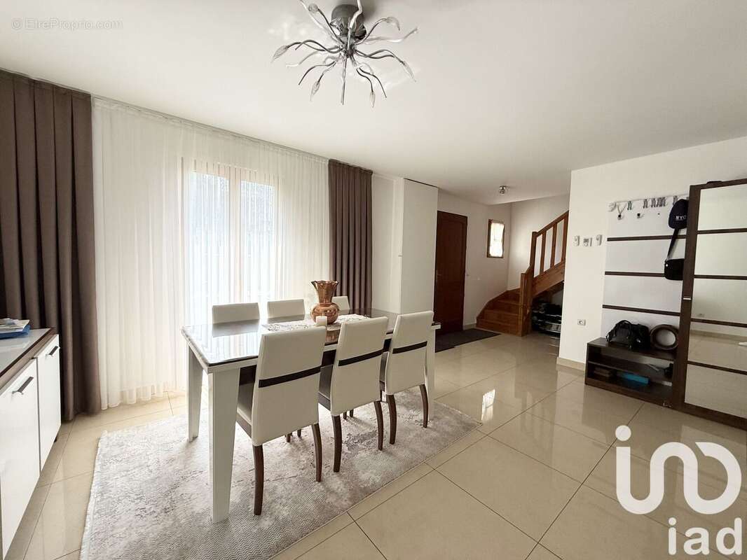 Photo 6 - Maison à VAUX-LE-PENIL