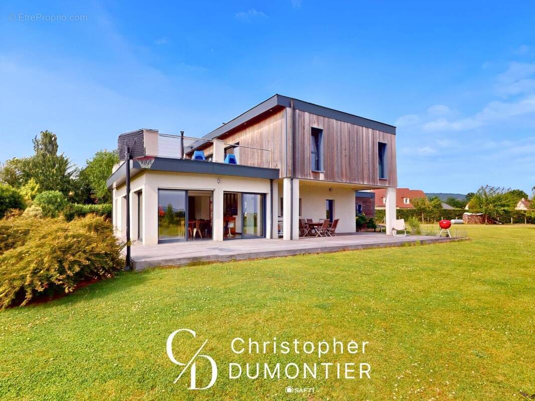 Photo 1 - Maison à PONT-L'EVEQUE