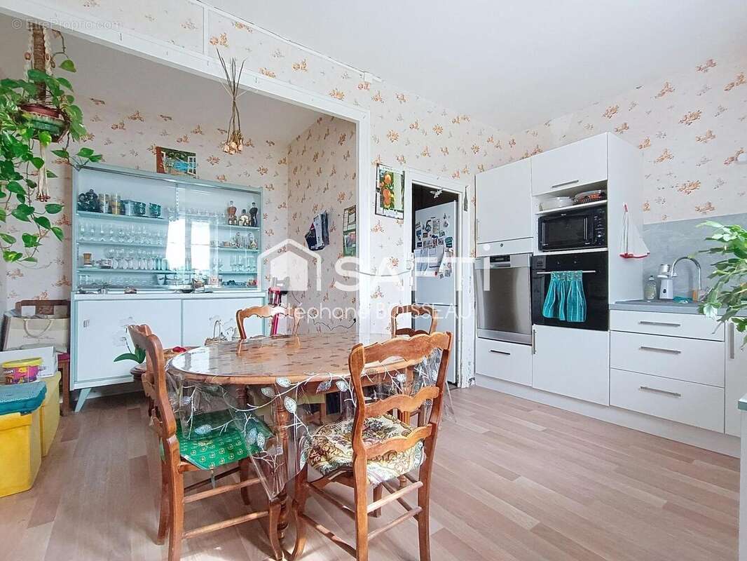 Photo 3 - Maison à LUCHE-PRINGE