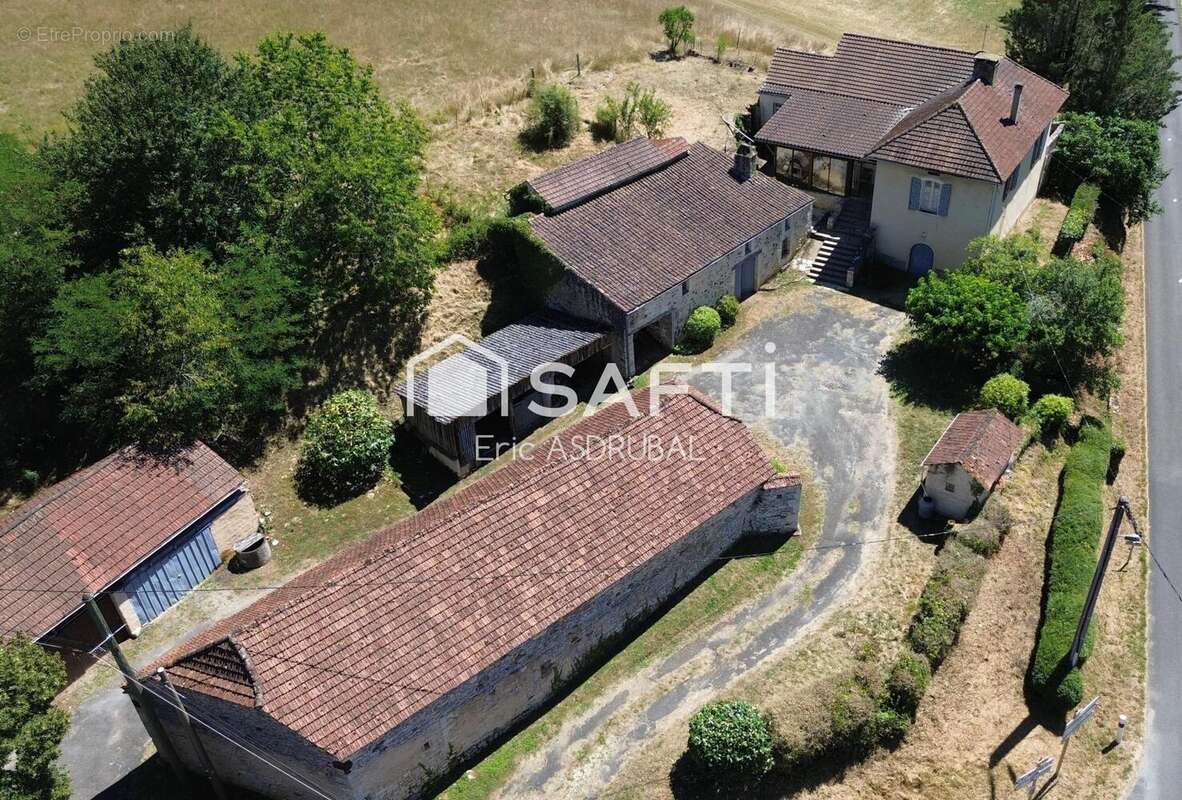 Photo 2 - Maison à LES ARQUES