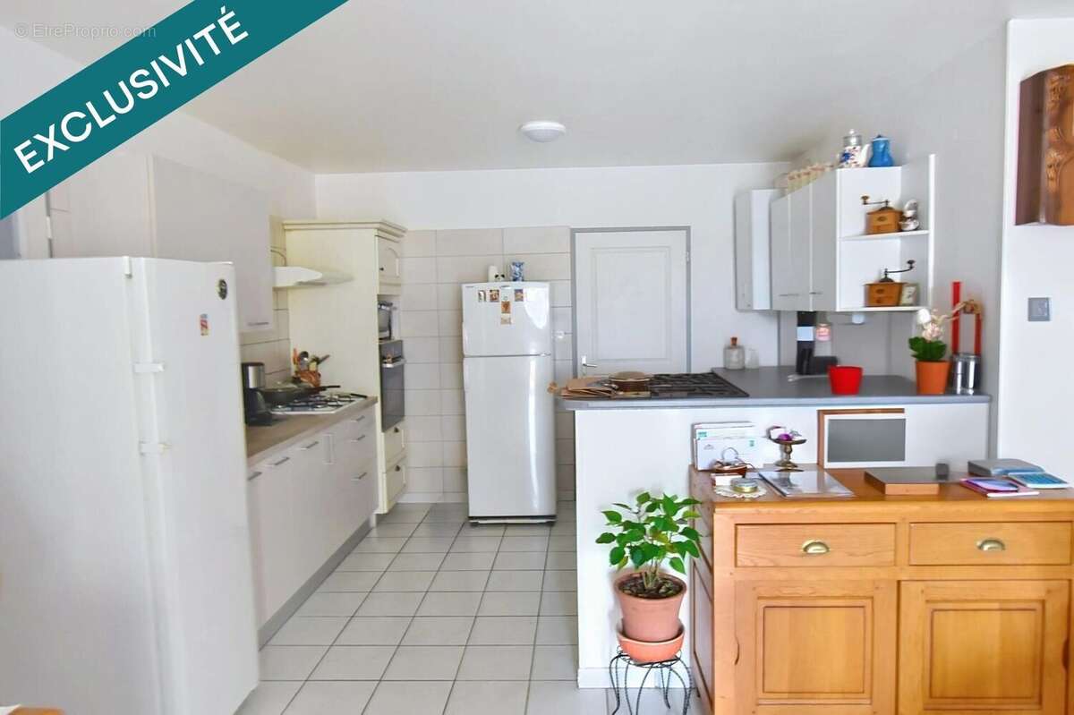 Photo 2 - Appartement à ROMANECHE-THORINS