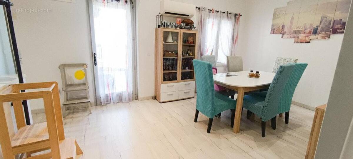 Photo 1 - Maison à SAINT-ROMAIN-LE-NOBLE