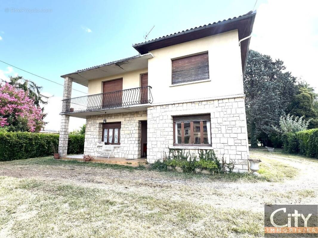 Maison à L&#039;ISLE-EN-DODON