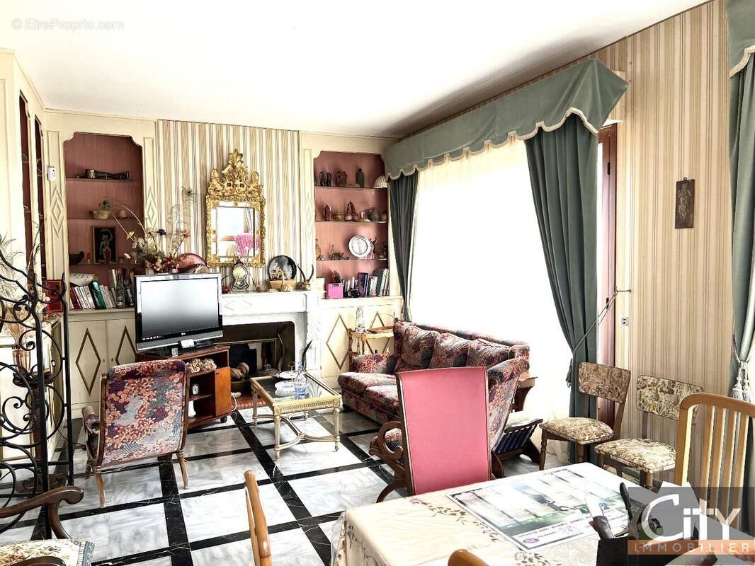 Maison à L&#039;ISLE-EN-DODON