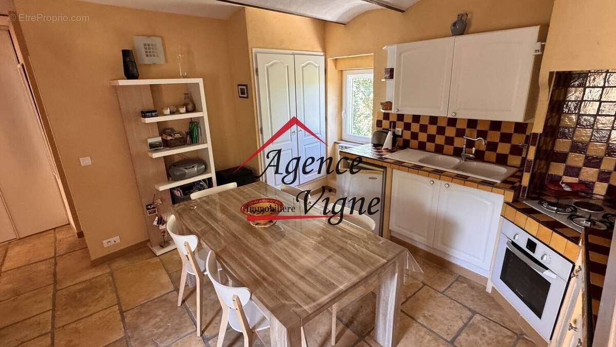 Maison à SAINT-DENIS