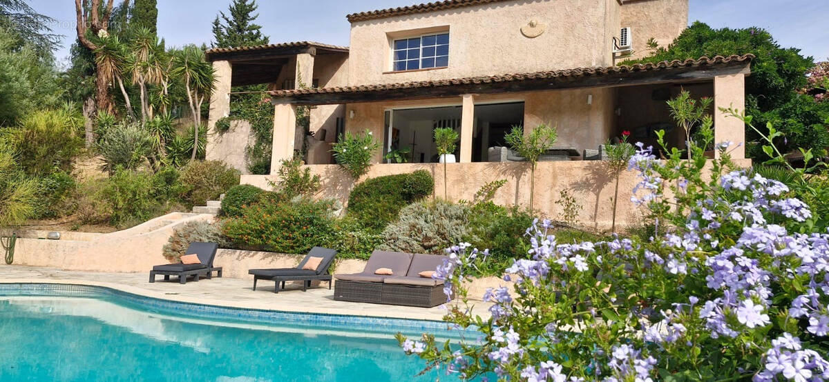 Maison à LA LONDE-LES-MAURES