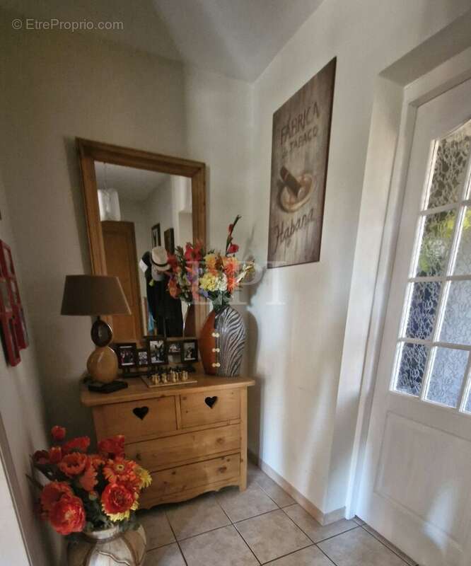 Maison à SAINT-SATURNIN-LES-APT