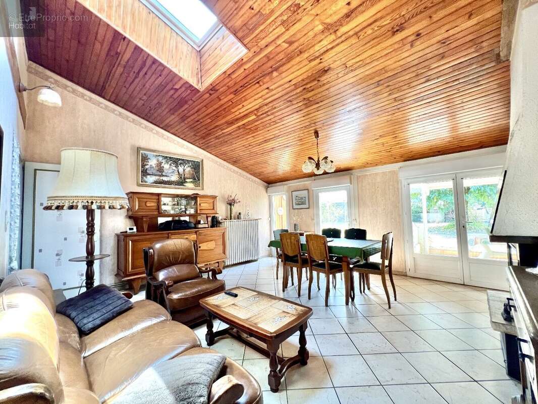 Maison à VILLEFRANCHE-DE-ROUERGUE