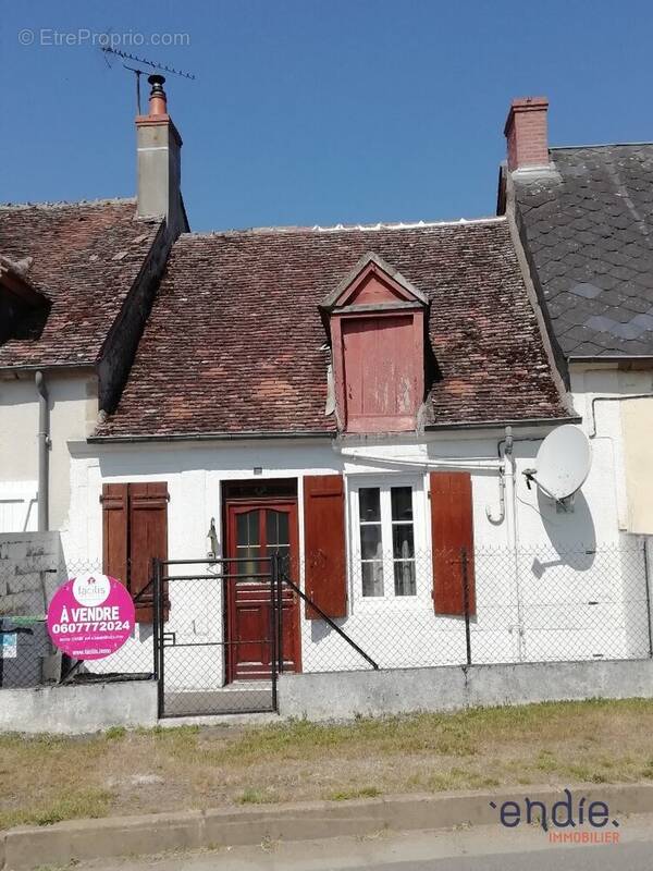 Maison à MENETOU-COUTURE