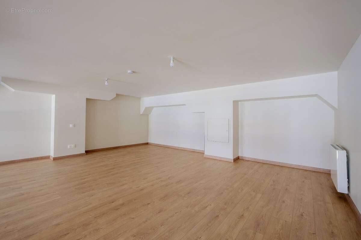 Appartement à COGNAC