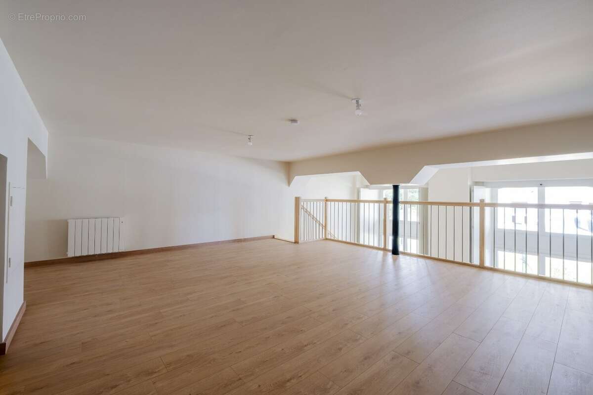 Appartement à COGNAC