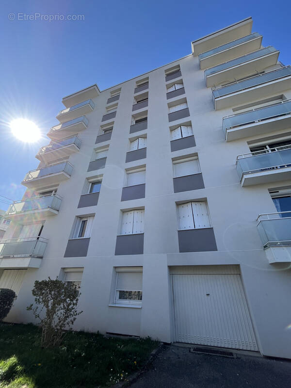 Appartement à SAINT-ETIENNE